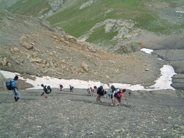 Day 3 was, unfortunately very cloudy, so no views. After leaving the refuge we climb the col de la Vallette, 2668m. This is the way down the other side. There will be three passes to climb to-day. 